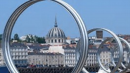 Chauffeur Taxi VTC Nantes transfert aéroport