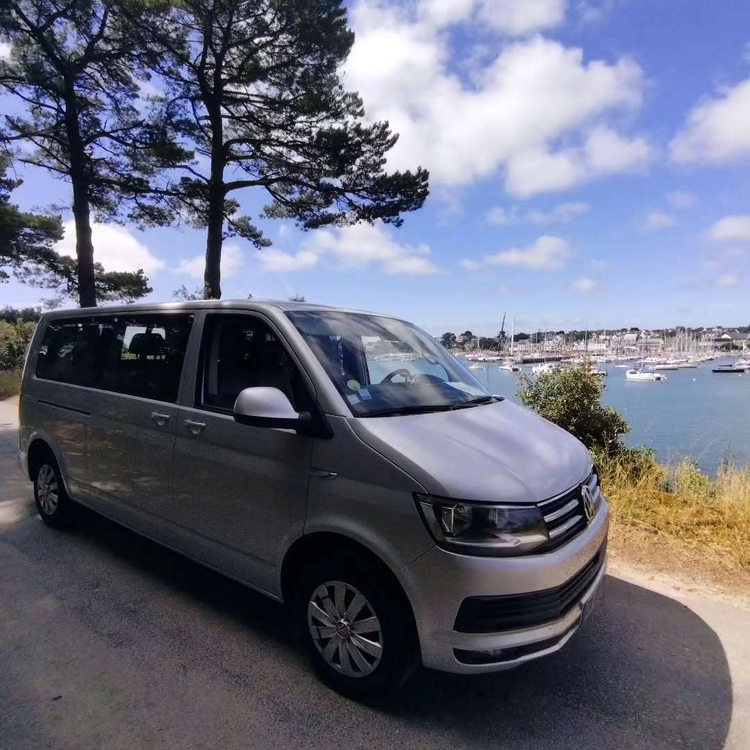 Minibus VTC Bretagne
