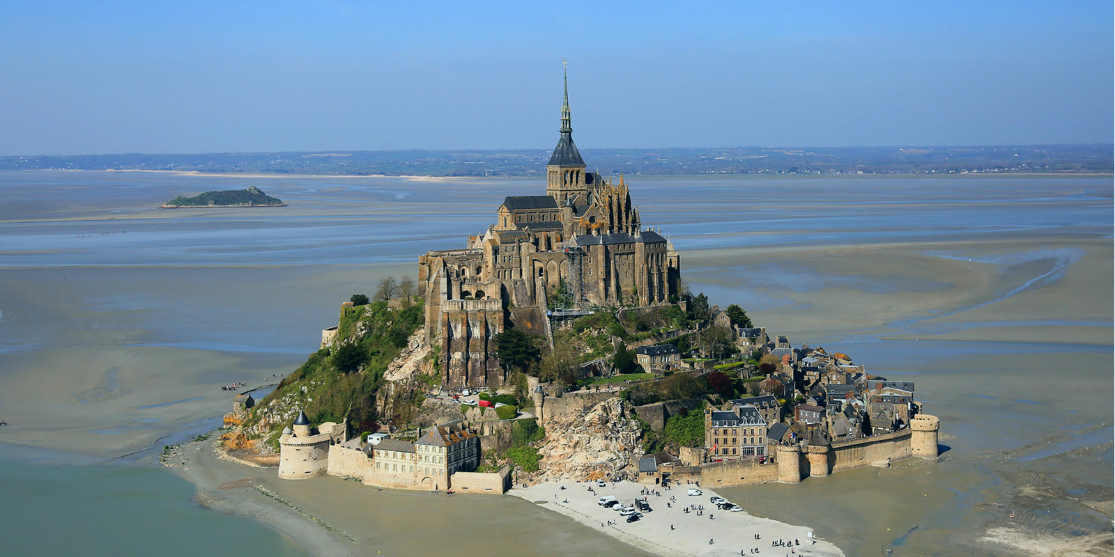 service chauffeur taxi vtc Mont Saint Michel - S.C.O Services Chauffeurs Occasionnels